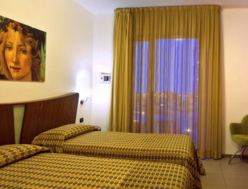 Kore 4* Villaggio Mosè
